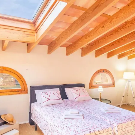 Ferienhaus Townhouse In 300 Mts To The