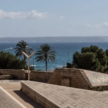 Townhouse In 300 Mts To The * Palma di Maiorca
